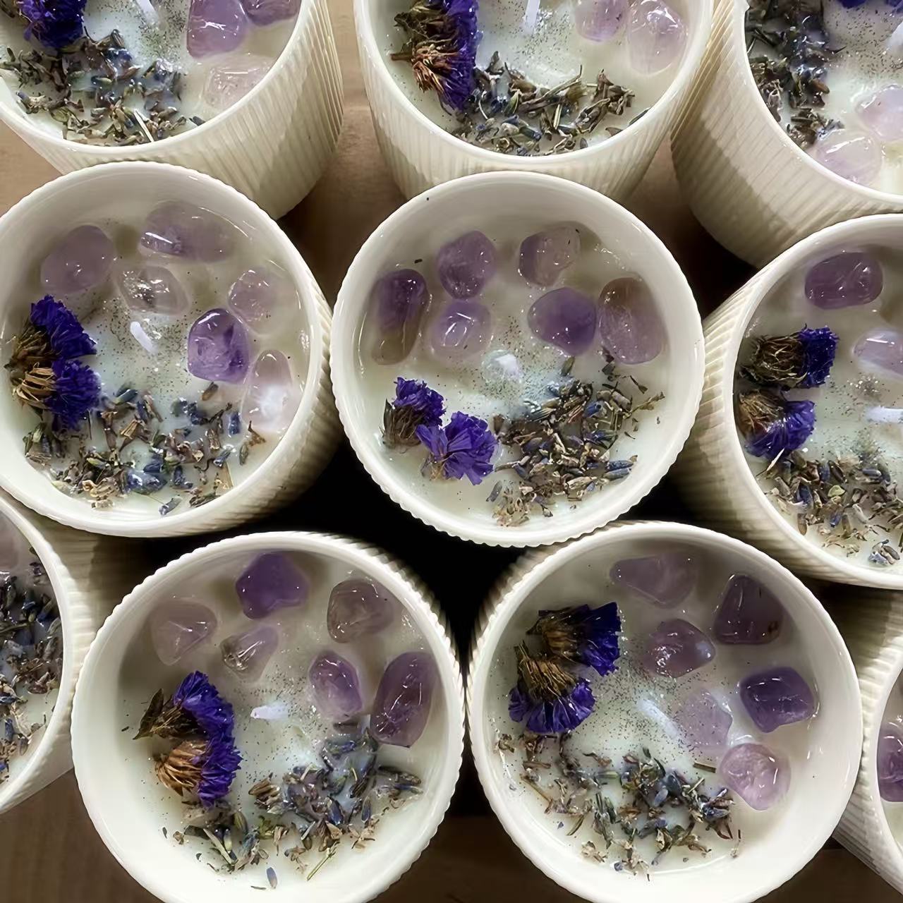 Amethyst & Lavender Crystal Scented Candle - LunaVista