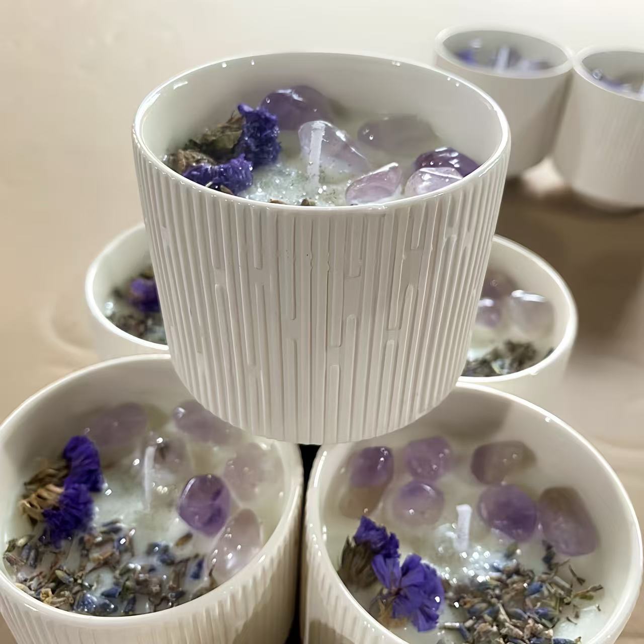 Amethyst & Lavender Crystal Scented Candle - LunaVista